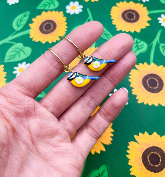 Blue Tit Bird & White Daisy Floral Dangle Earrings